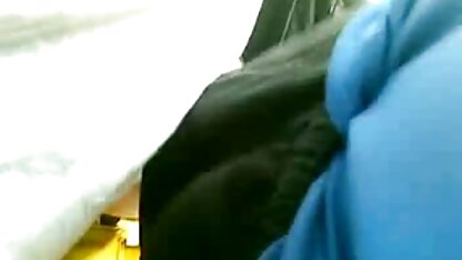 Milf en bas violets se film prono hd fait éjaculer dans son vagin