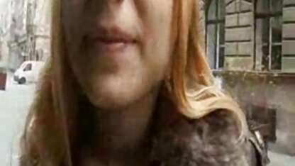 Le gars persuade la fille d'avoir des relations sexuelles en premier dans porno 13 hd sa vie