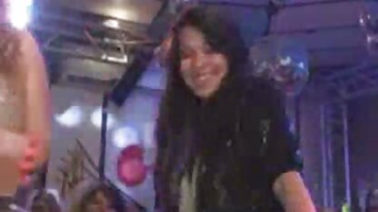 Bébé Sarah rapidement surcharge amant porno amour hd de bite dure