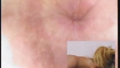 Masseuses rapidement amener la fille à l'orgasme sur pono hd xxx le canapé