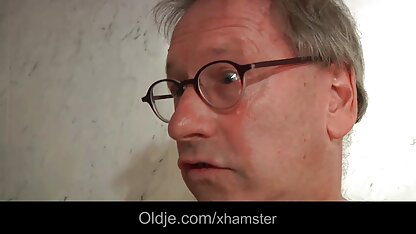 Réel porno de tir avec une jolie blonde porno police hd