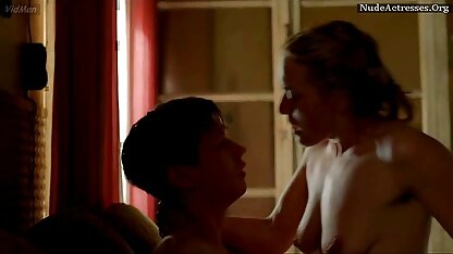 Ébène sur le bloc dur porno tube ful baisée et sperme dans tous les trous