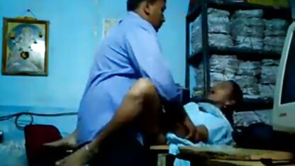 La Russie a attrapé sa chatte. film complet sex hd