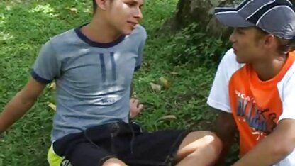 Noir porno h hd infirmière en uniforme dans une lesbienne trio chaleur