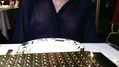 Cher doux film porno streaming hd avec le fanatisme sucer la bite de l'homme