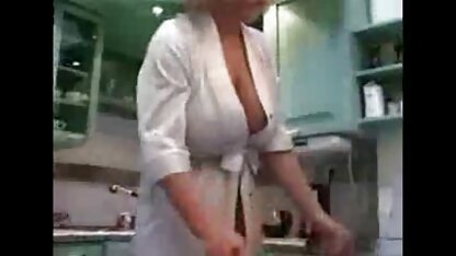 Infirmières impliquées porno home made hd dans la trachéothérapie.