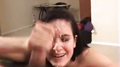 Bébé Bleu putain de ADULTE ami dans la cul sur porno cu blonde cu tate mari la canapé