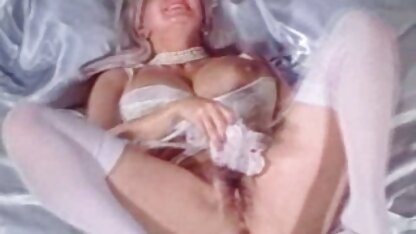 Fille a attiré sport hd porno l'attention de jouet de sexe dans les Bongakams personnels