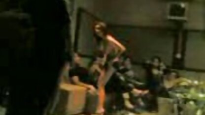 Sexy film sex gratuit hd professeur dans bas suce coq et vis une étudiant dans classe
