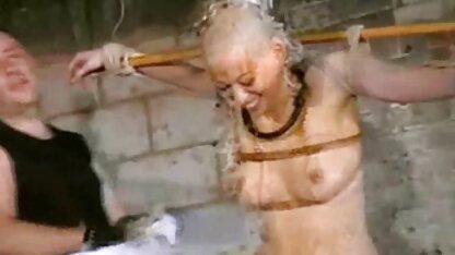 Orgie étudiants qui sont fantastiques dans hq porno hd un appartement de location