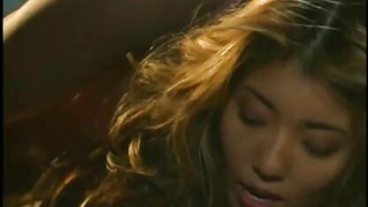 L'homme qui new film porn hd a des relations sexuelles avec une fille et sa mère.
