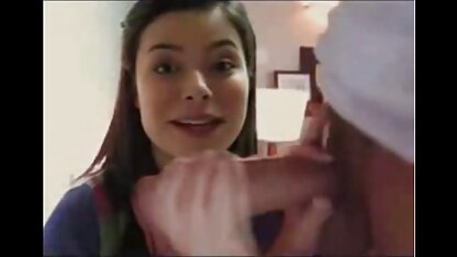 Cutie visser videos porno sex hd son petit ami dans le parc.